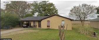 105 Harvey Street in Belzoni, MS - Building Photo