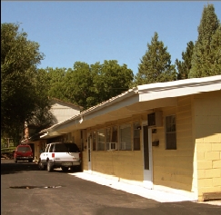 Parkway Apartments in Littleton, CO - Building Photo - Building Photo