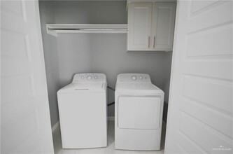 1702 Angelina Dr-Unit -1 in San Juan, TX - Building Photo - Building Photo