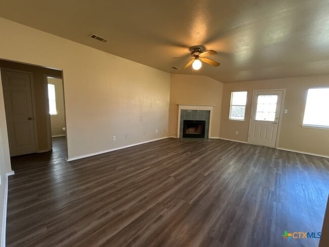 4805 Sterling Cir in Killeen, TX - Building Photo - Building Photo