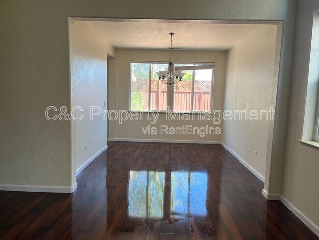 4020 Crescent Ct in Antioch, CA - Building Photo - Building Photo