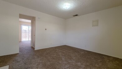 208 General Marshall St NE in Albuquerque, NM - Building Photo - Building Photo