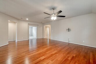 7400 Longford Trail in Austin, TX - Building Photo - Building Photo
