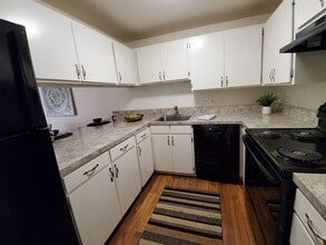 Wildwood Apartments in Issaquah, WA - Foto de edificio - Building Photo