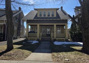 1594 Union St in Schenectady, NY - Building Photo