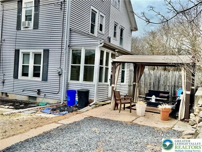 31 Lafayette Ave in Palmerton, PA - Building Photo - Building Photo