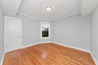 4821 N Washtenaw Ave, Unit 2 in Chicago, IL - Foto de edificio - Building Photo