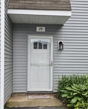 274 Church St in Guilford, CT - Building Photo - Building Photo