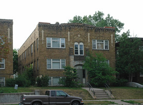 3413--3417 Portland Ave S in Minneapolis, MN - Foto de edificio - Building Photo