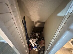 6521 Racquet Club Dr in Lauderhill, FL - Building Photo - Building Photo