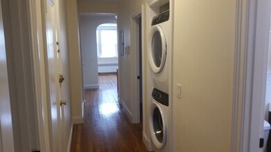 116 Park St, Unit 5 in Brookline, MA - Building Photo - Building Photo