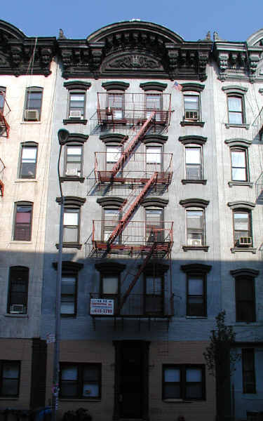 158-160 Stanton Street in New York, NY - Building Photo - Building Photo