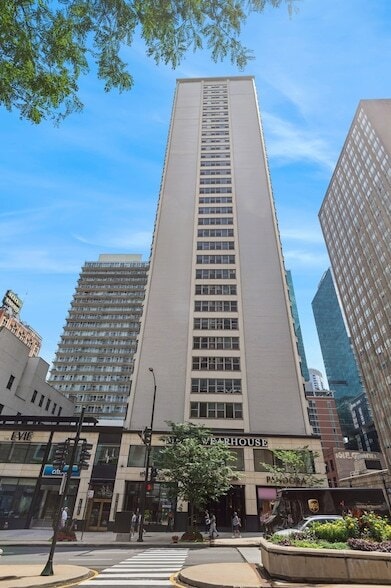property at 535 N Michigan Ave