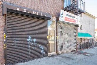 438 Wilson Ave in Brooklyn, NY - Foto de edificio - Building Photo