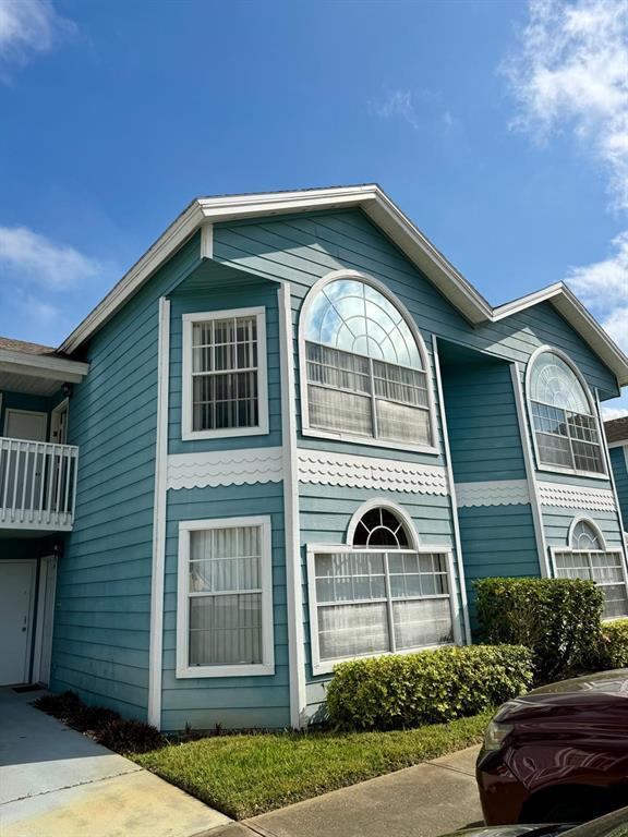 property at 8705 Knightsbridge Ct