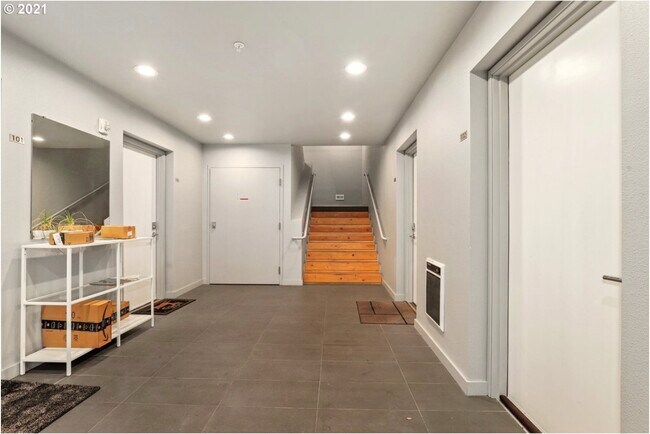 1480 N Jarrett St in Portland, OR - Building Photo - Building Photo