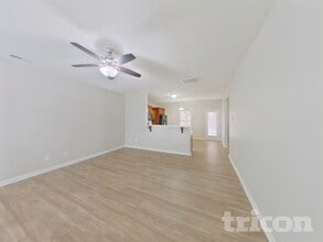 2491 Marthas Ridge Dr, Unit 2N in Statesville, NC - Foto de edificio - Building Photo