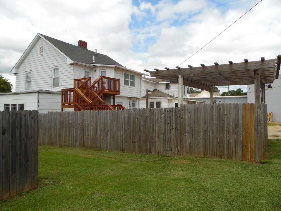 1427 22nd Ave, Unit 1427 22nd Ave Apt B in Tuscaloosa, AL - Foto de edificio