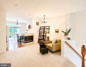 1267 Wild Hawthorn Way in Reston, VA - Building Photo - Building Photo