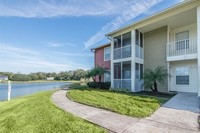 314 Lake Parsons Grn-Unit -206 in Brandon, FL - Building Photo - Building Photo