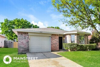 10216 Blackjack Oaks Dr in Dallas, TX - Building Photo - Building Photo