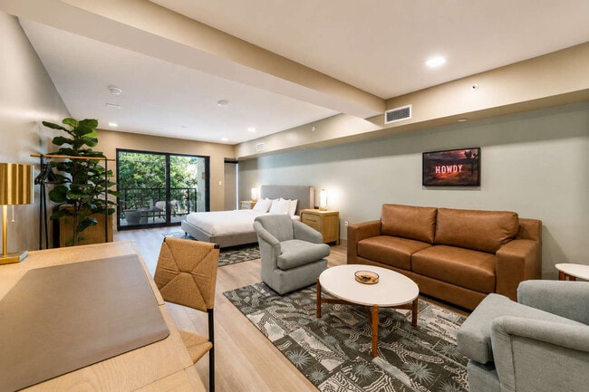 4238 N Craftsman Ct