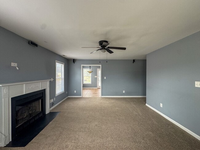 1209 Snowy Egret Dr in Fayetteville, NC - Building Photo - Building Photo