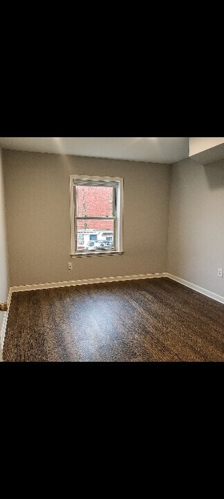 1630 Cecil B. Moore Ave in Philadelphia, PA - Building Photo