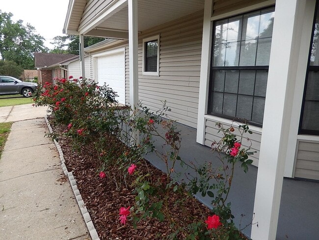 740 Red Fern Rd in Tallahassee, FL - Building Photo - Building Photo