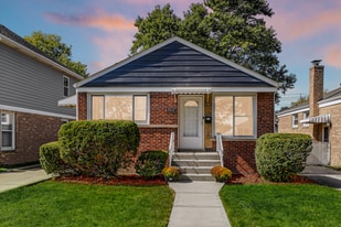 3522 George St in Franklin Park, IL - Building Photo