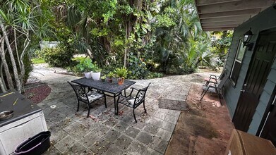 545 SW 15th Ave in Fort Lauderdale, FL - Building Photo - Building Photo