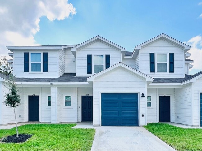 4138 Swans Landing in San Antonio, TX - Building Photo - Building Photo