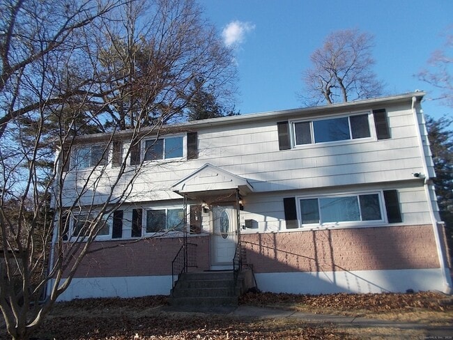 18 Pagano Ct, Unit 603 in West Haven, CT - Building Photo - Building Photo