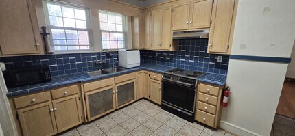 3630 Roundhill Ave NW in Roanoke, VA - Building Photo - Building Photo