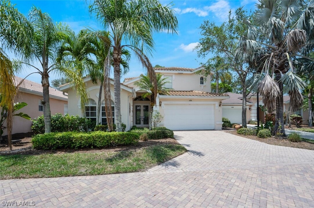 1696 Sanctuary Pointe Ct in Naples, FL - Building Photo