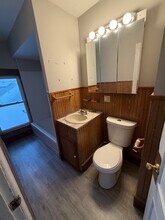 134 Pearl St, Unit 134A in Enfield, CT - Foto de edificio - Building Photo