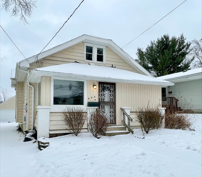 property at 995 Nevin St