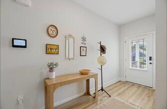 2047 Hansel Hl Dr in Tallahassee, FL - Building Photo - Building Photo