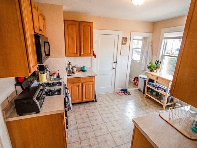 21 Bradwood St in Boston, MA - Building Photo - Building Photo