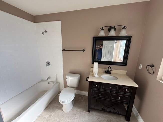 536 W Greenwood Ave in La Habra, CA - Building Photo - Building Photo