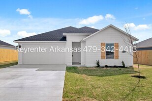 571 Raegan St in Prairie Grove, AR - Building Photo