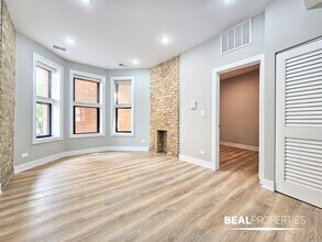 428 W Belden Ave in Chicago, IL - Building Photo - Building Photo