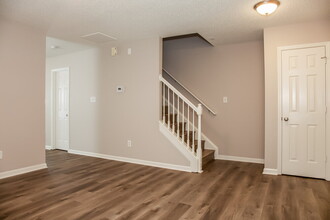 10422 Pickerel Ln in Charlotte, NC - Building Photo - Building Photo