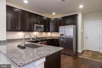 621 McKenzie Ave in Alexandria, VA - Building Photo - Building Photo