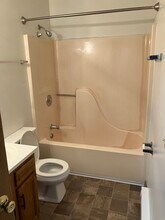 1235 Todd Ln, Unit C in Troy, OH - Foto de edificio - Building Photo