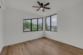 1130 E 14th St in Chattanooga, TN - Building Photo - Building Photo