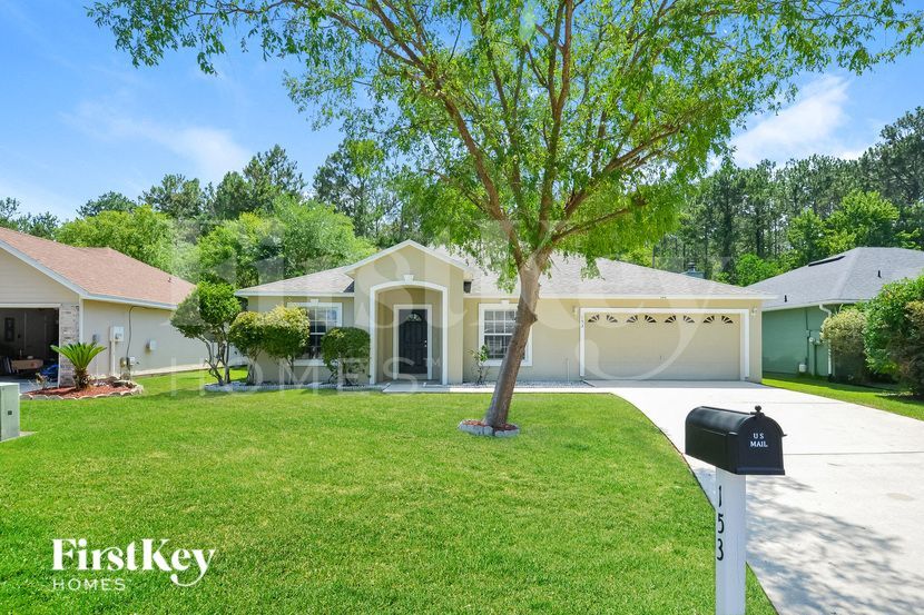 153 Johns Glen Dr in Jacksonville, FL - Foto de edificio