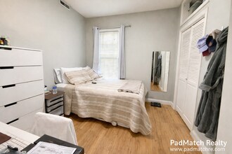 195 W 3rd St in Boston, MA - Foto de edificio - Building Photo