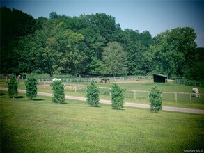63 River Rd in Pawling, NY - Building Photo - Building Photo