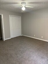 5180 Keegan Way in Louisville, KY - Building Photo - Building Photo